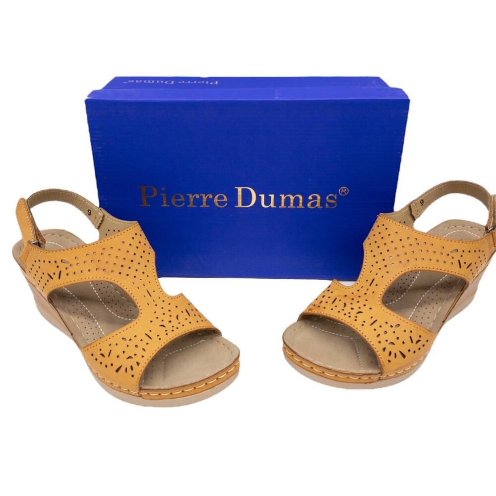 Pierre Dumas Halle Perforated Slingback Wedge Sandal Women's 9 Natural Tan NWT